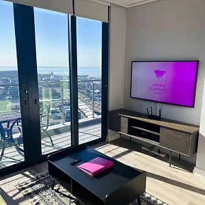 https://urban-elephant-16-on-bree.hotels-capetown.com